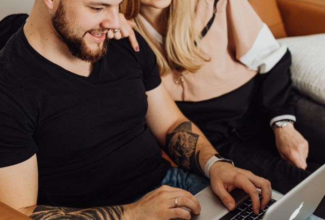 latina woman smiling during online dating conversation
