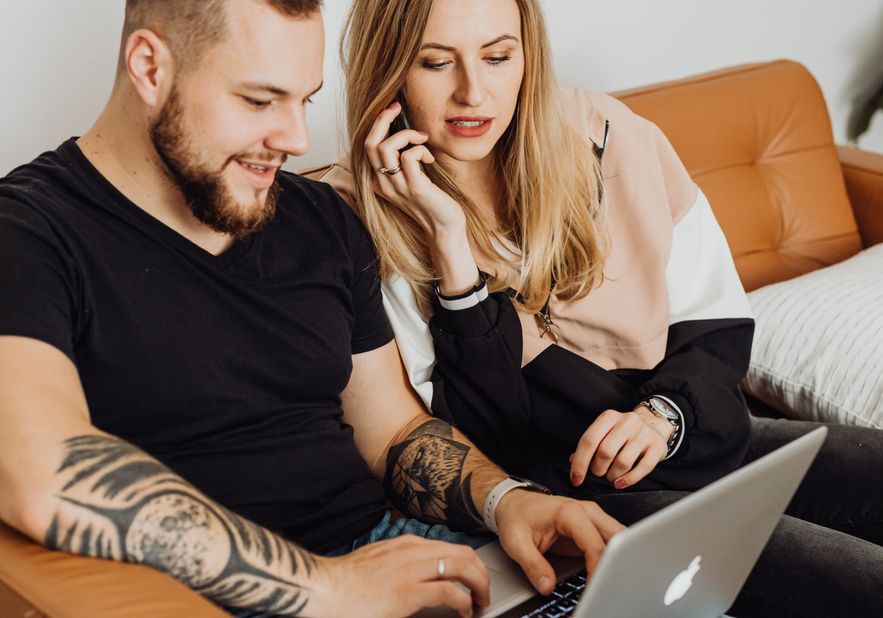 latina women dating online on digital devices