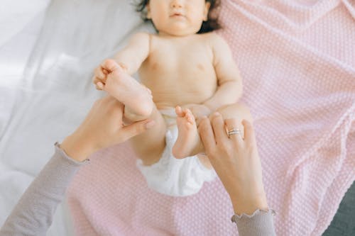 Baby legs : 148 091 images, photos de stock, objets 3D et images