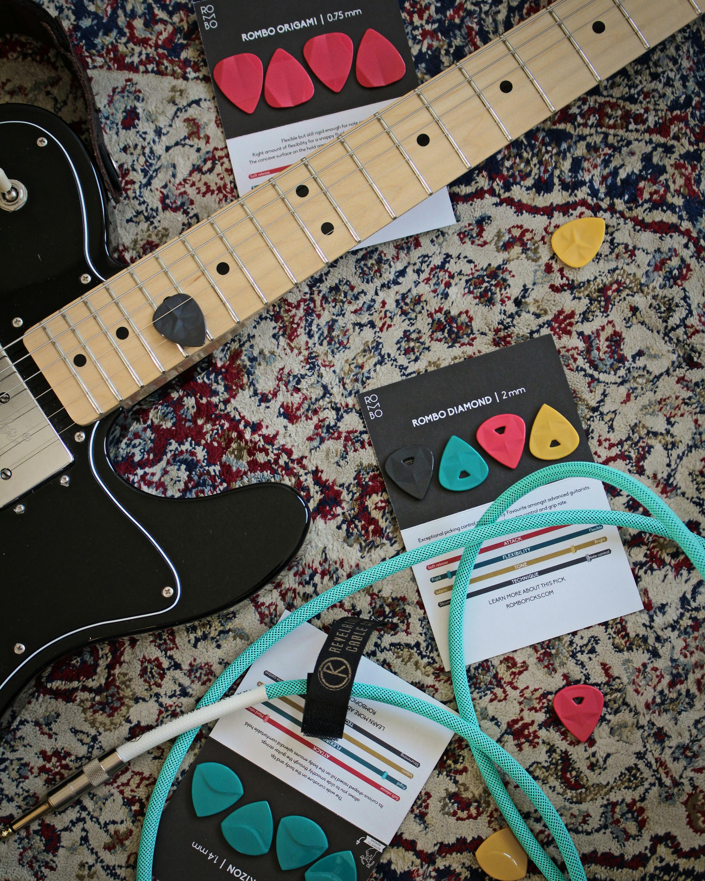 Black and White Stratocaster Electric Guitar · Free Stock Photo