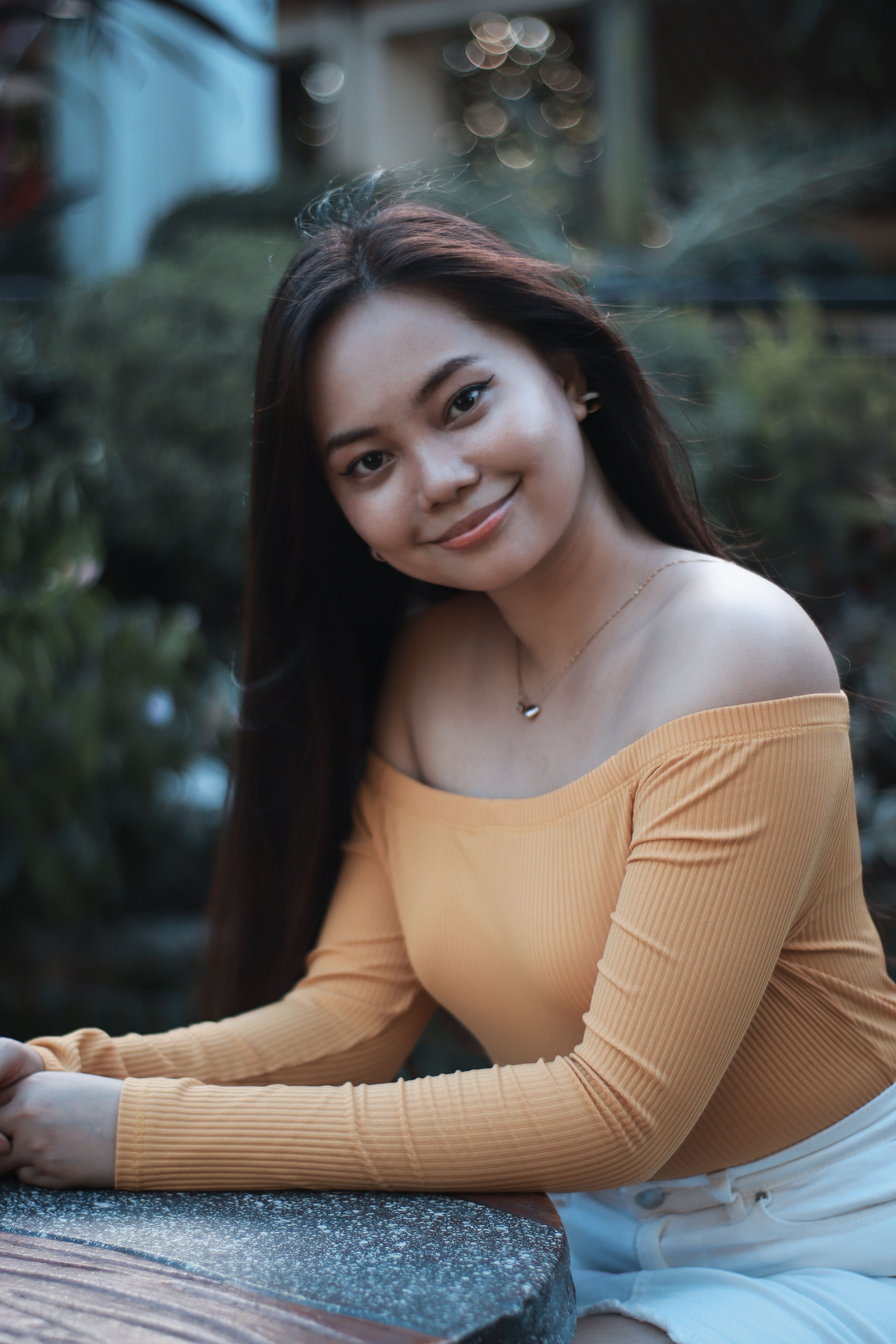 Filipino AI girlfriend