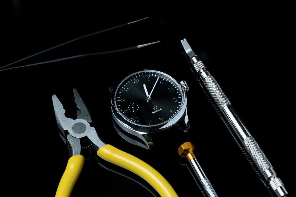 Watchmaking tools and precision instruments