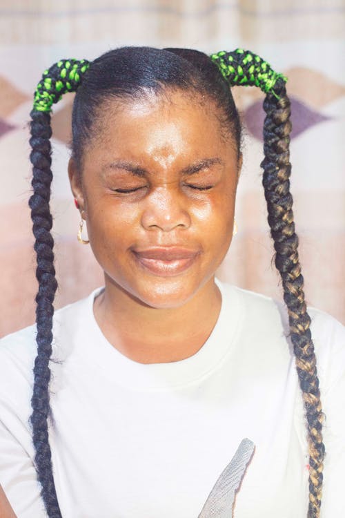 Imagine de stoc gratuită din afro păr, cu ochii inchisi, femeie africană
