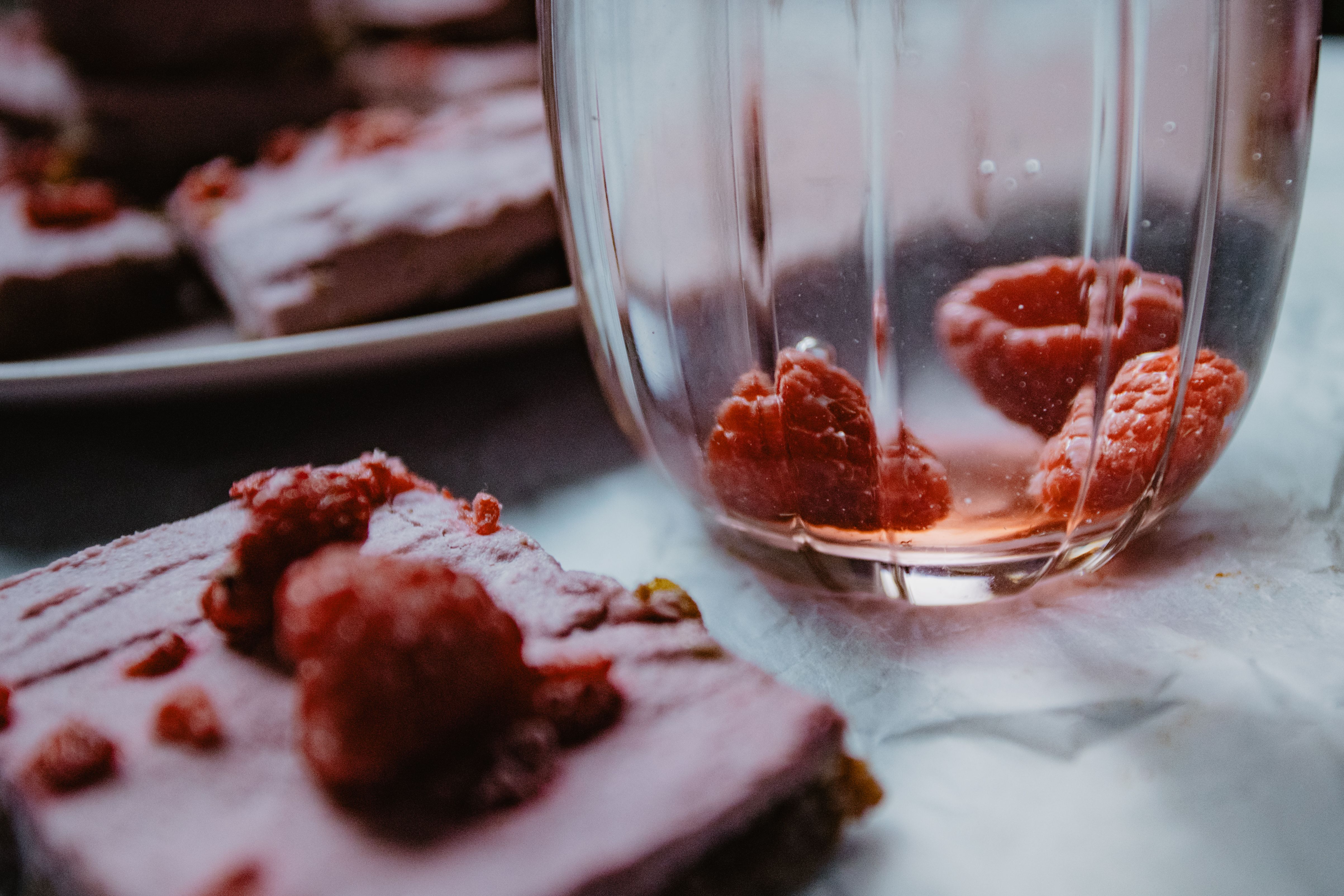 The 8 Best Protein Bars, Taste-Tested and Approved by Nutritionists — Photo by ROMAN ODINTSOV on Pexels
