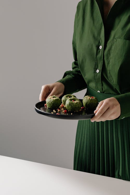 Gratis stockfoto met eten, georgische schotel, groene jurk Stockfoto