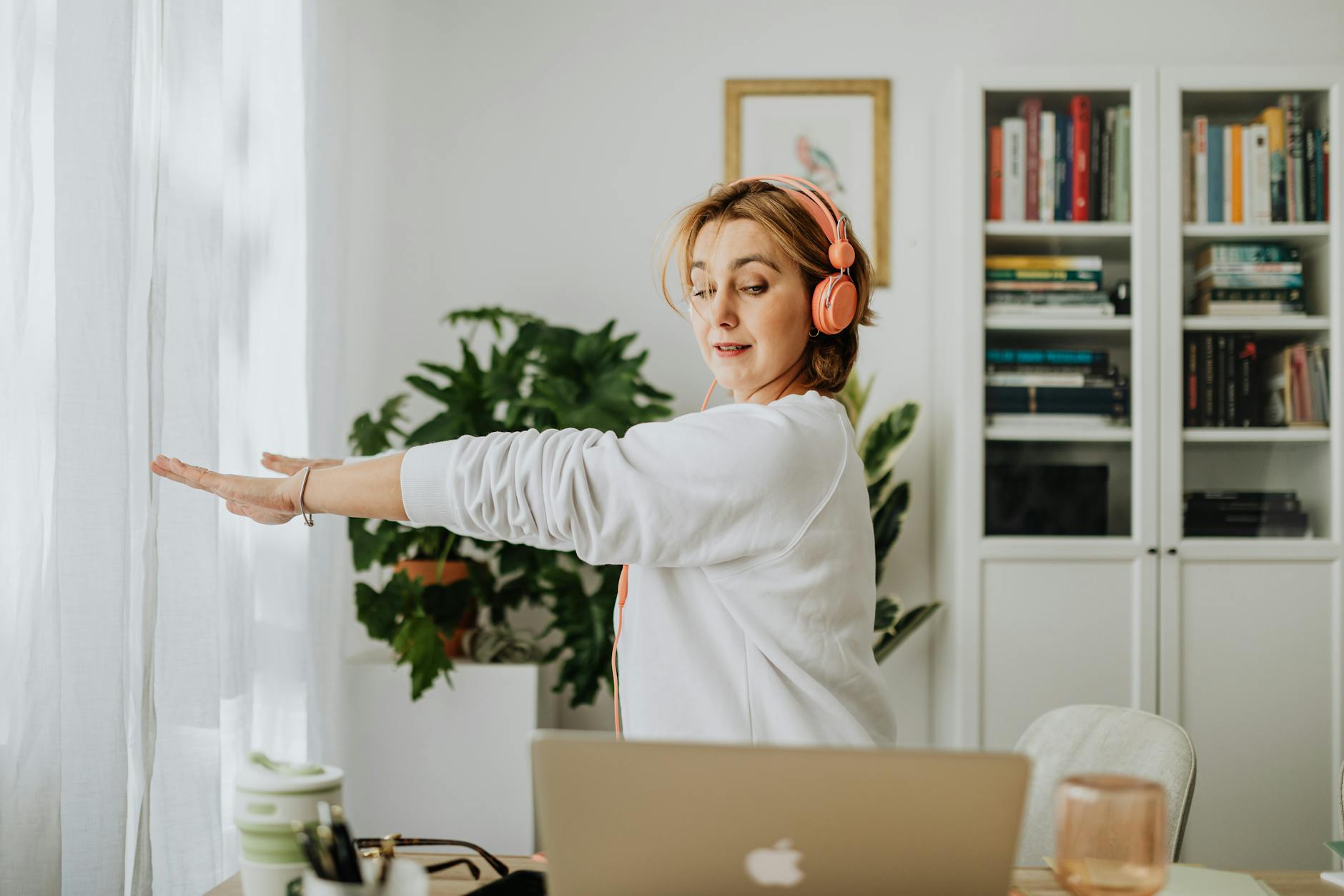 10 Reasons Why an All-in-One Trainer Will Revolutionize Your Fitness Journey 6 https://www.pexels.com/photo/woman-exercising-with-laptop-and-headphones-5899200/ All-in-One Trainer