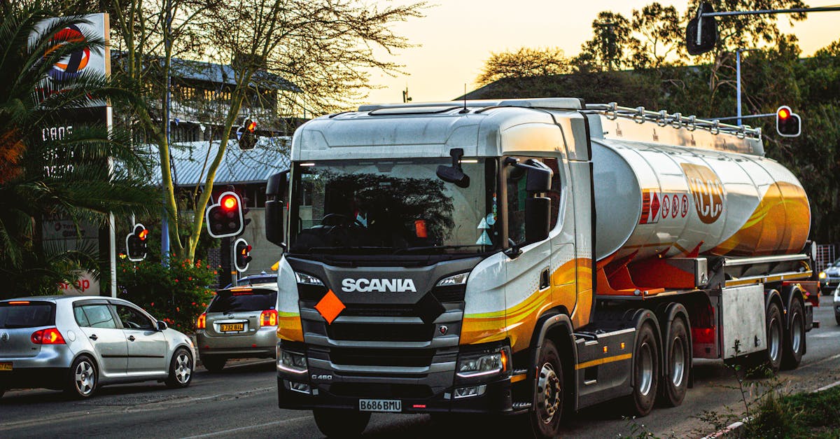 國際:你該知道的美國在油輪護航上的困境與挑戰