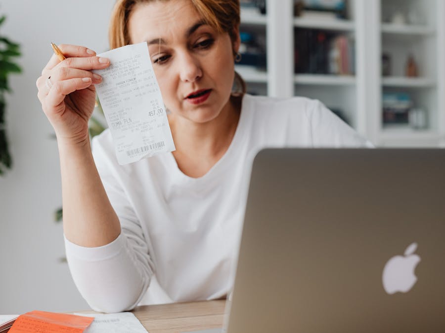 How to earn money Snapchat?