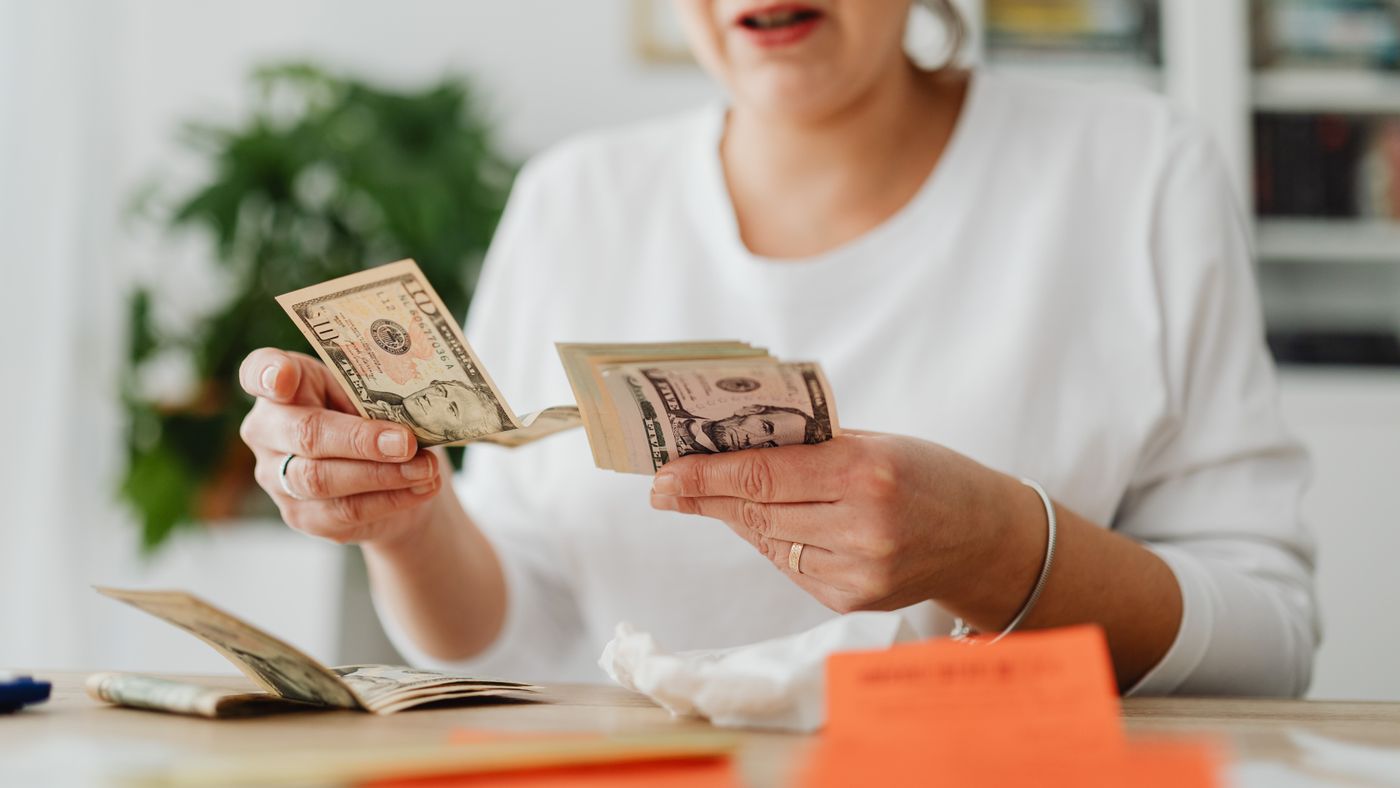 Self-Control and Money: What Actually Changes Spending Behavior