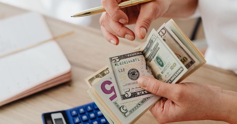 Crédito Pessoal: Como Comparar Taxas e Escolher o Melhor Empréstimo Crédito Pessoal: Como Comparar Taxas e Escolher o Melhor Empréstimo