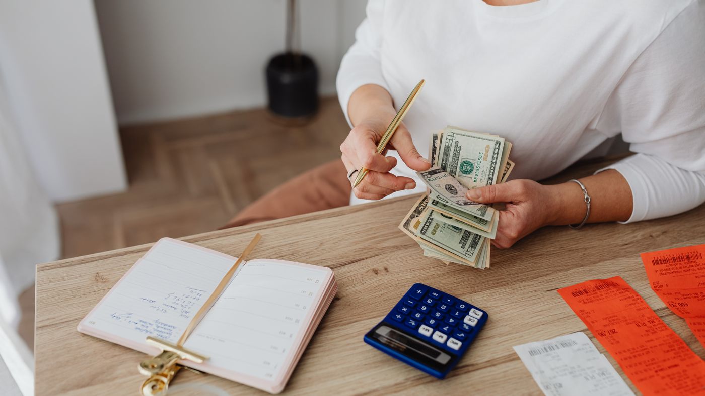 The Quiet Daily Habits Behind Actually Debt-Free Living