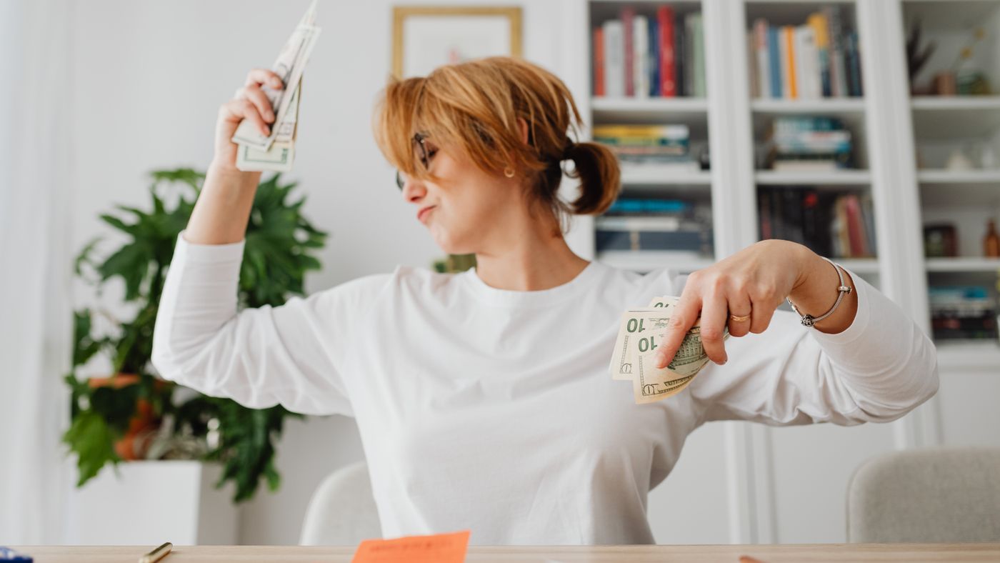 How to Run a Successful Garage Sale From Start to Finish