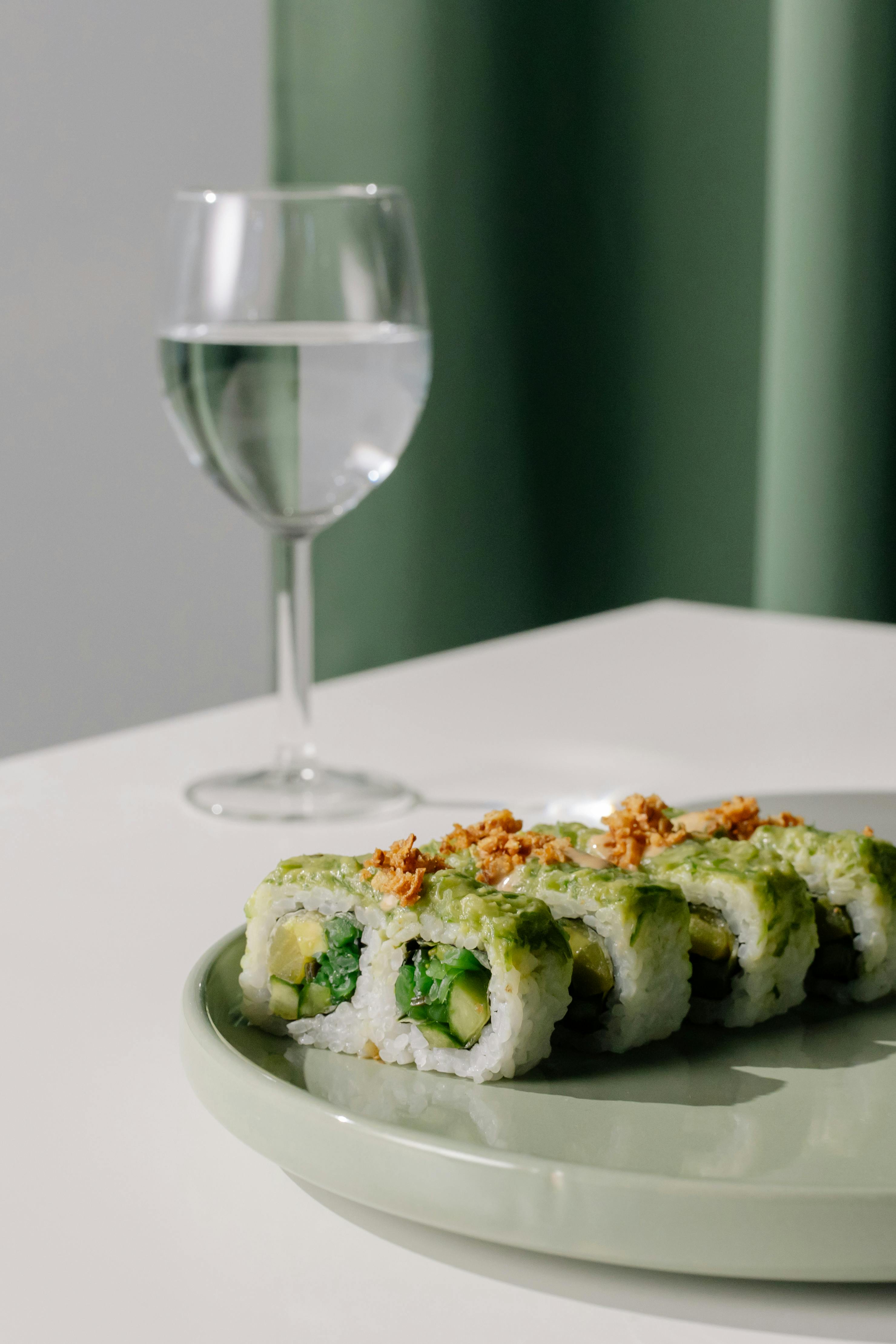 Sushi Rolls Photos, Download The BEST Free Sushi Rolls Stock Photos