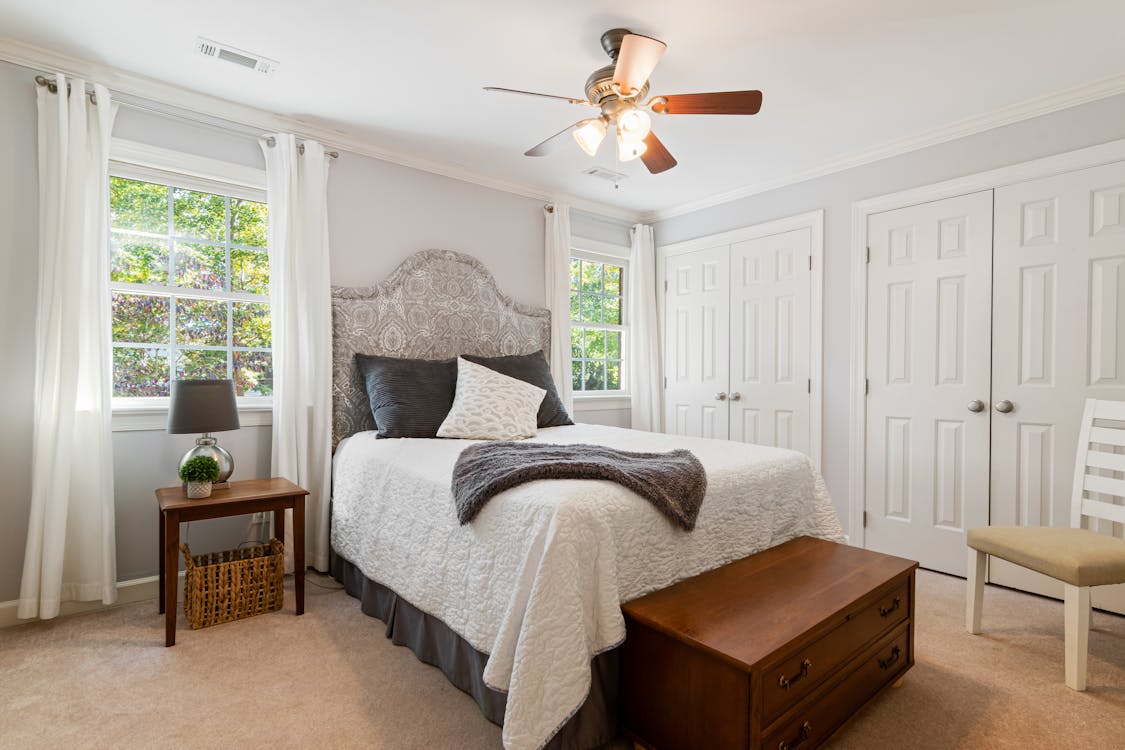 Gratis Fotos de stock gratuitas de acogedor, alfombra, almacenamiento Foto de stock