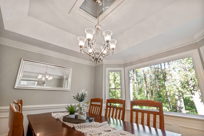 Wave-Pattern Ceilings in Small vs. Large Rooms