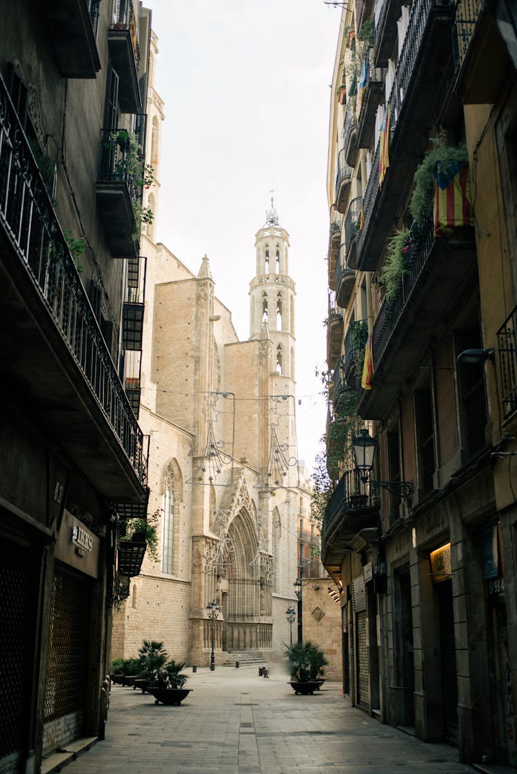 Santa Maria Del Mar Church