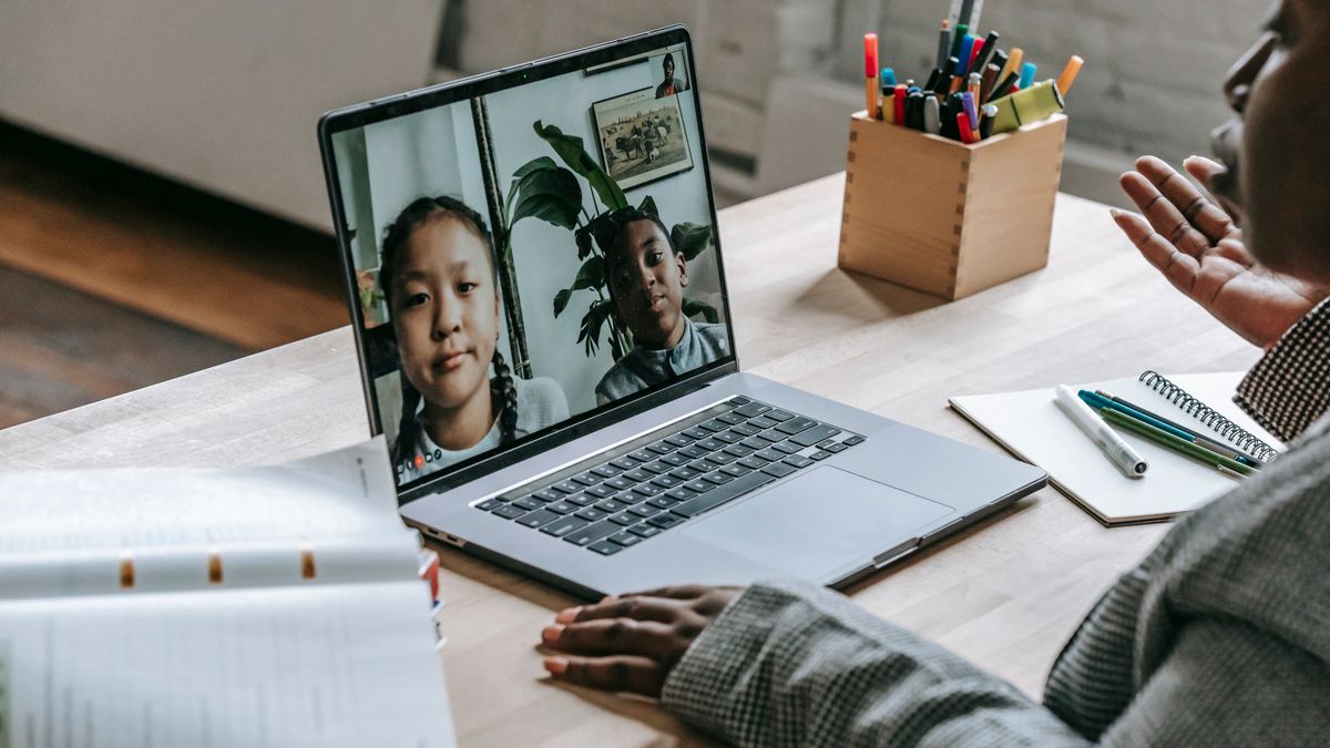 Partner with Langujet as a Language Academy: Benefits and How to Join