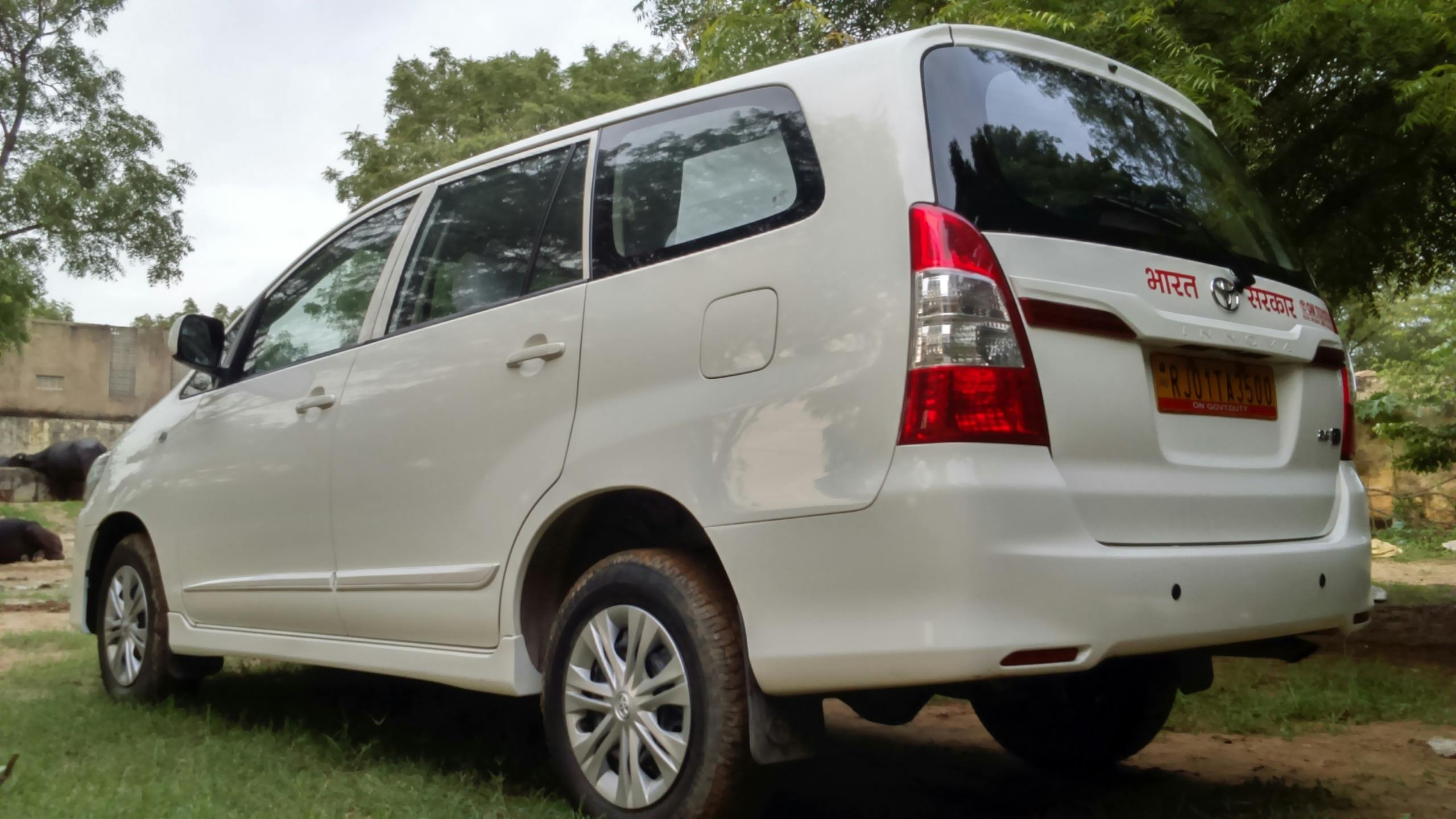 Toyota Innova Wallpaper Download