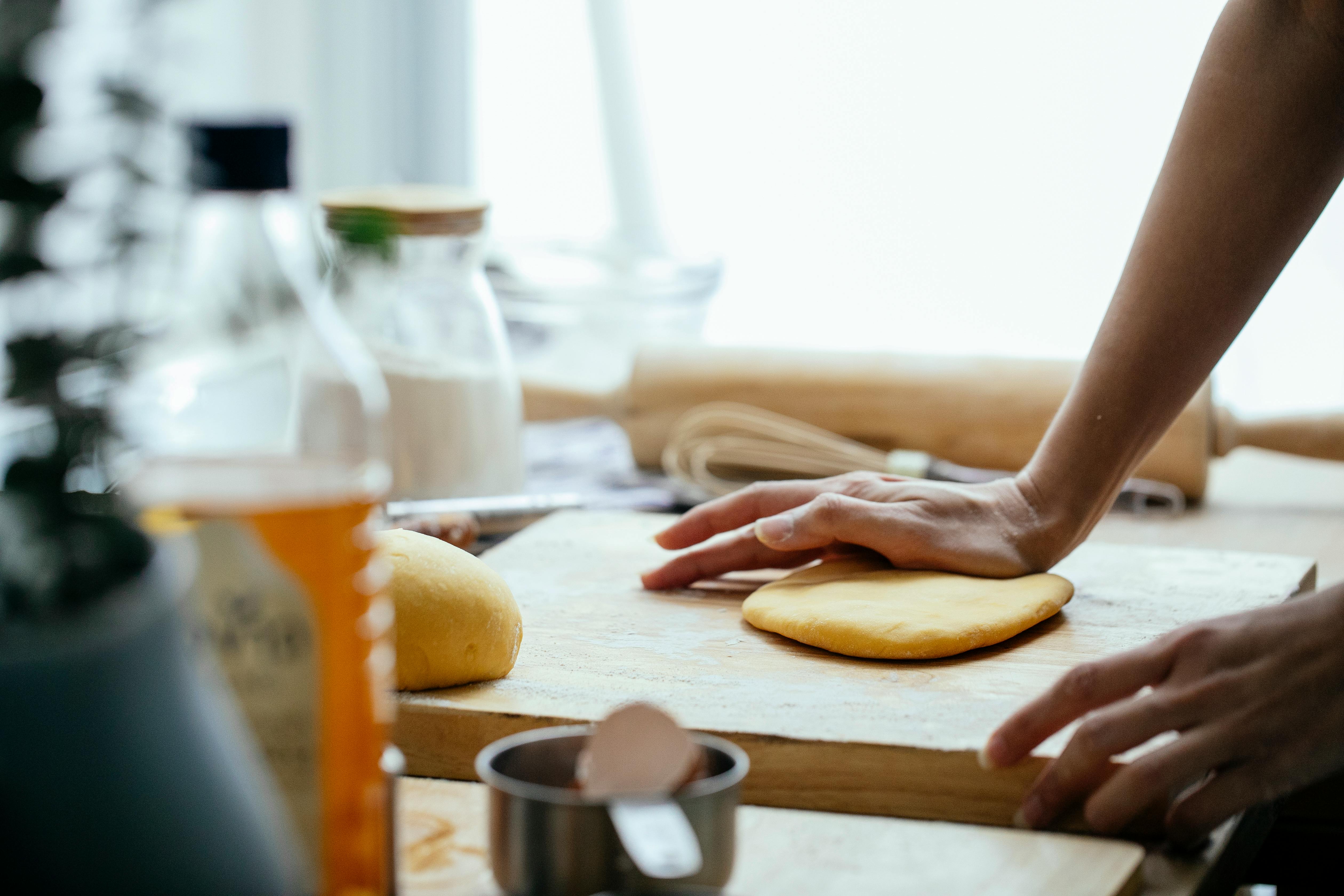 Kitchen Countertop Comparison: Traditional Products vs. Stone Cladding