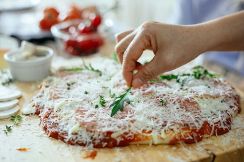 Gratis arkivbilde med anonym, appetittvekkende, arugula