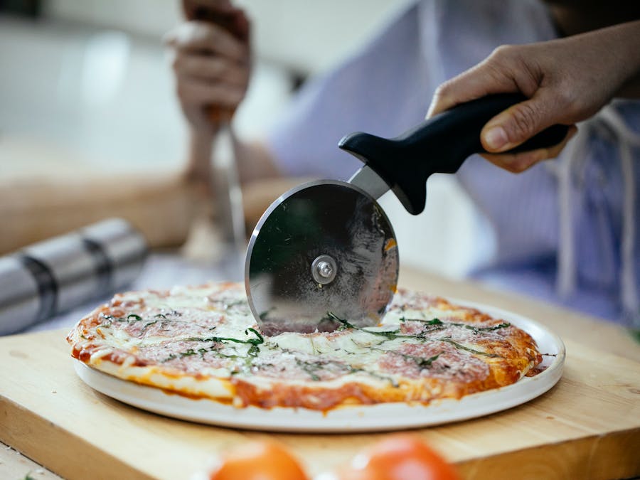 Can I eat cheese pizza on keto?