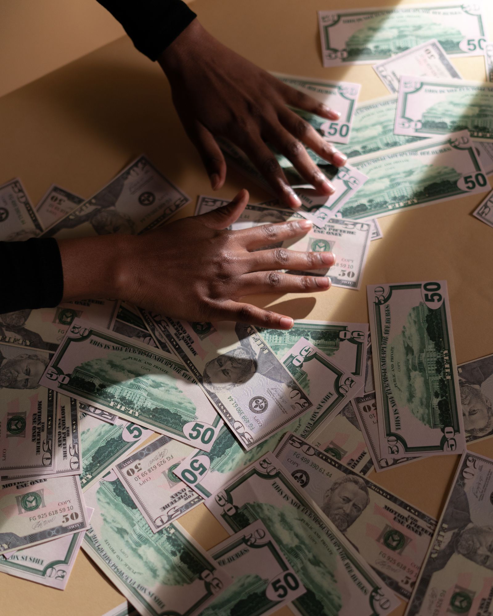 How to Split Expenses Traveling With Friends Without Arguments