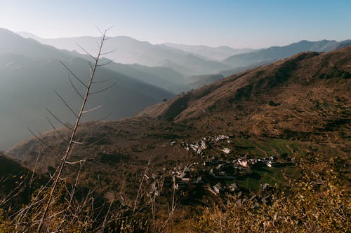 Foto d'estoc gratuïta de a l'aire lliure, aeri, altura