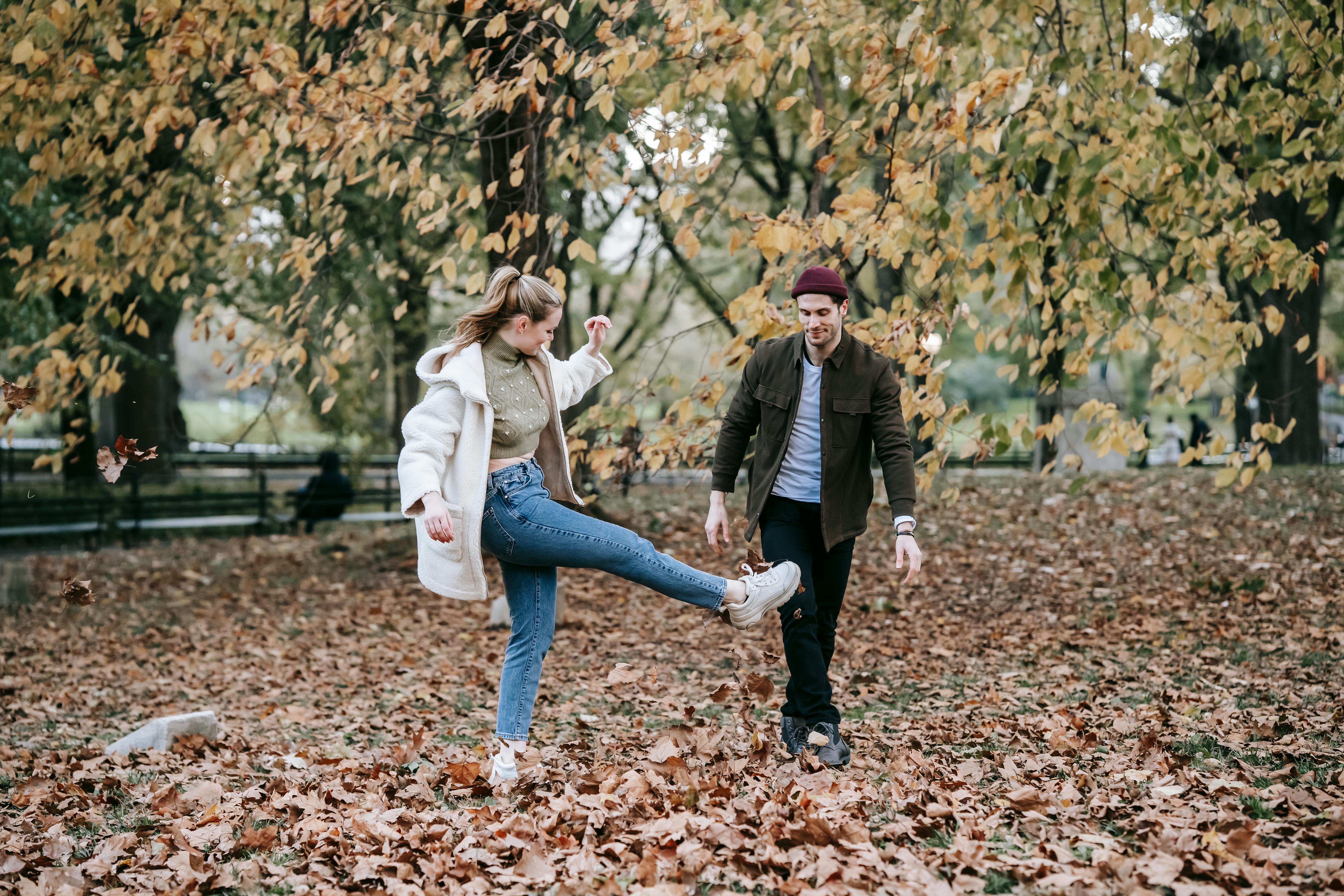 What is the shortest time to fall in love?