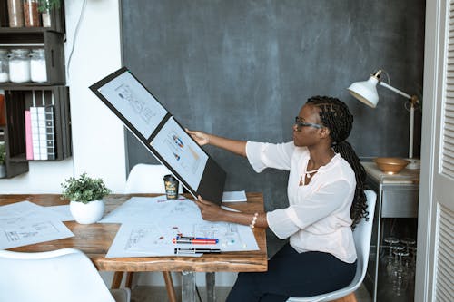 Δωρεάν στοκ φωτογραφιών με brainstorming, business woman, startup