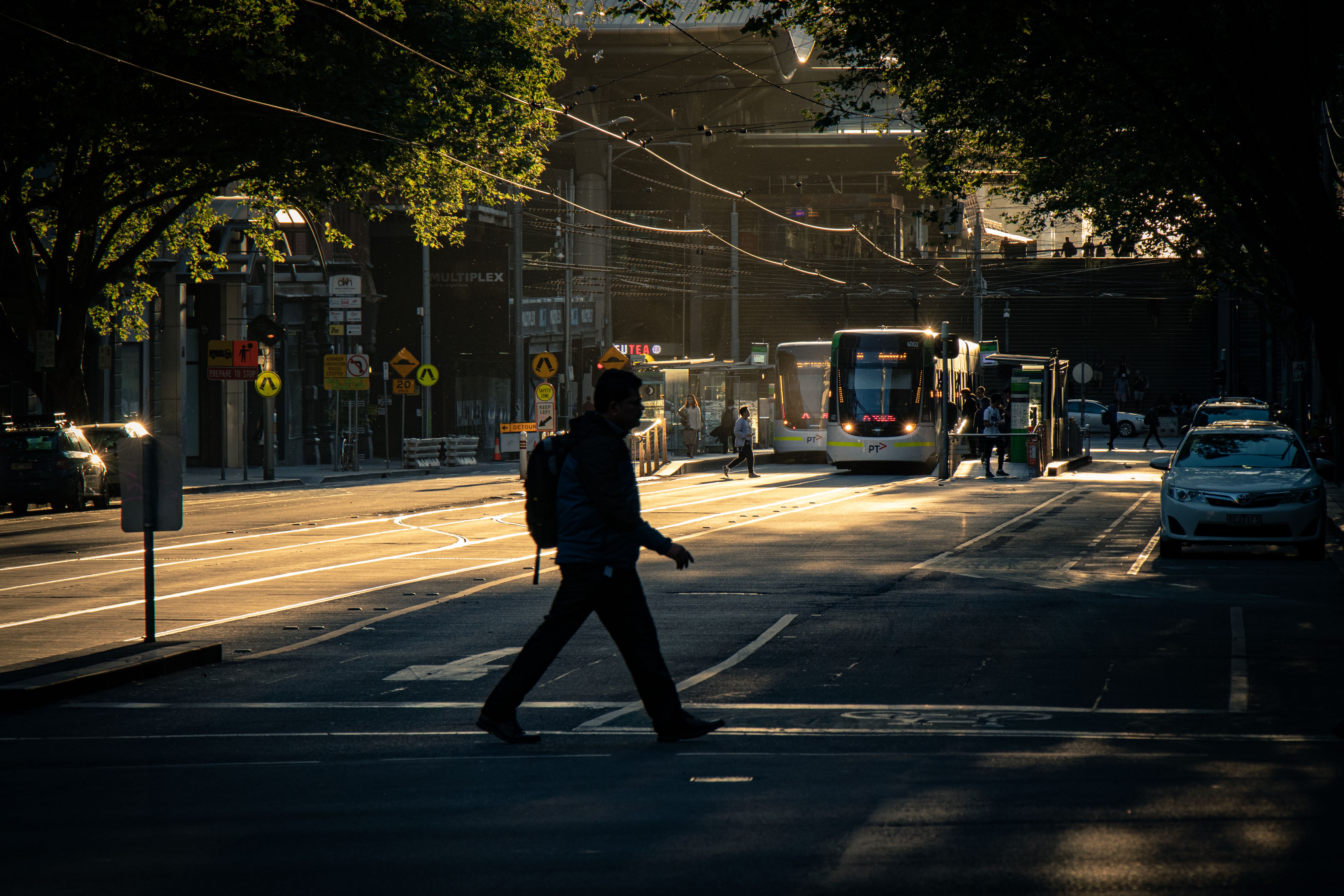 A bright editorial photograph illustrating: The famous "cool change"
The single most Melbourne weather event is the cool change. On a hot summer day, 
