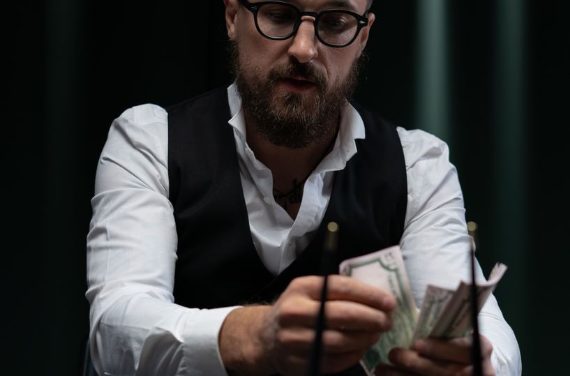 Online Casino: Spielautomaten und Live-Spiele im Überblick