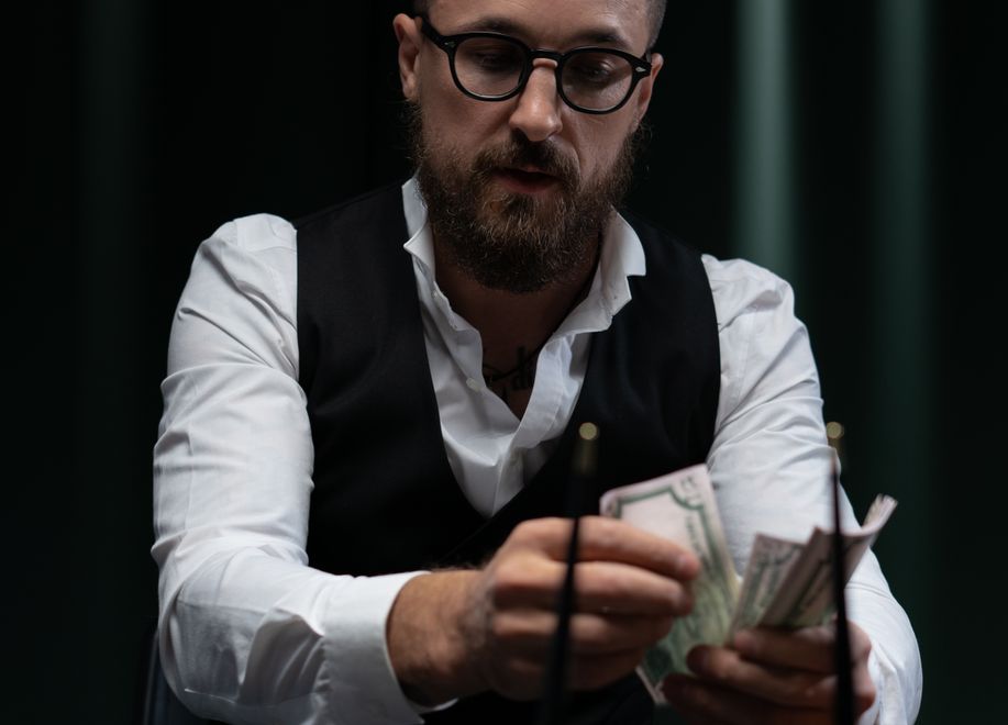 Online Casino: Spielautomaten und Live-Spiele im Überblick