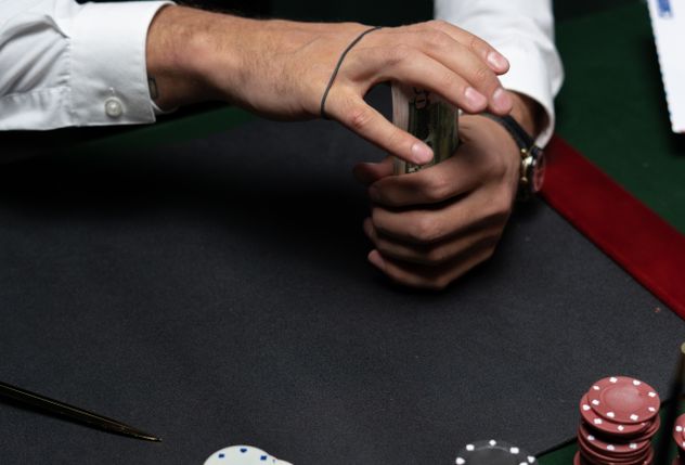 Online Casino: Spielautomaten und Live-Spiele im Überblick