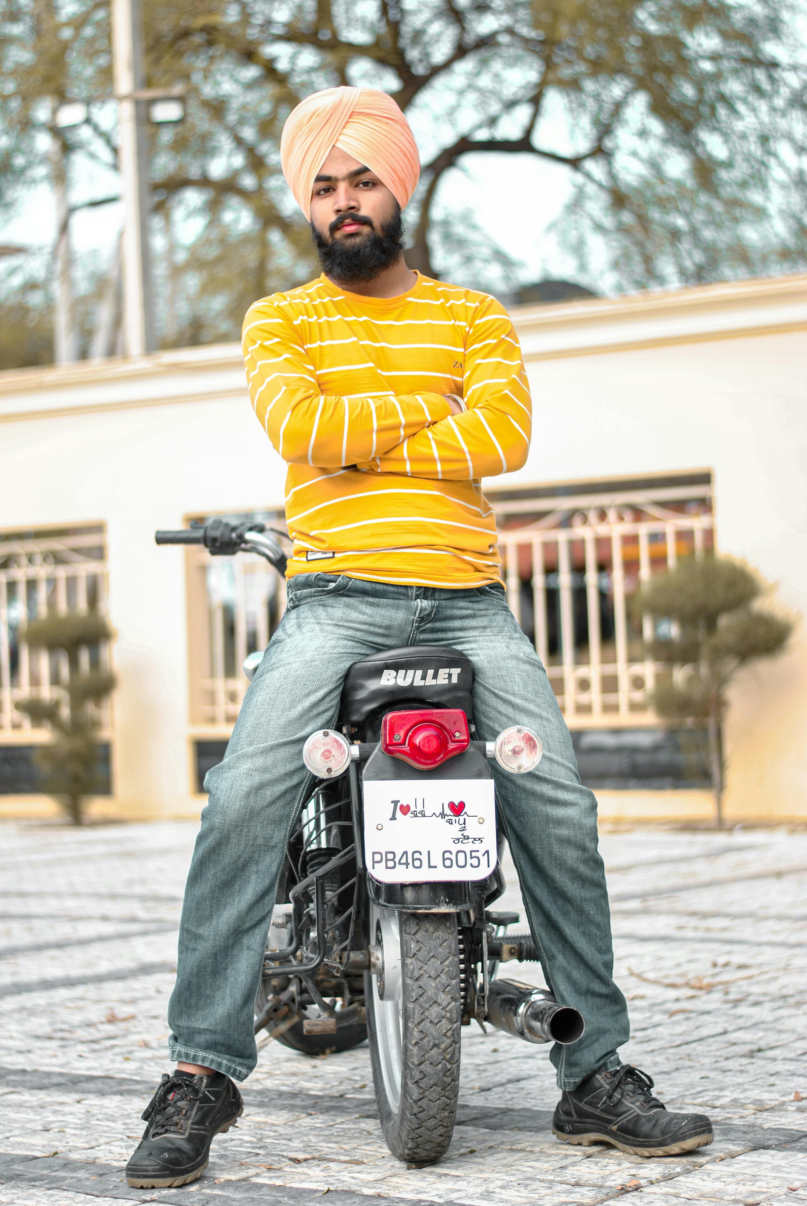 70+ Elegant Man Posing On Classic Motorbike In Nature Stock Photos,  Pictures & Royalty-Free Images - iStock