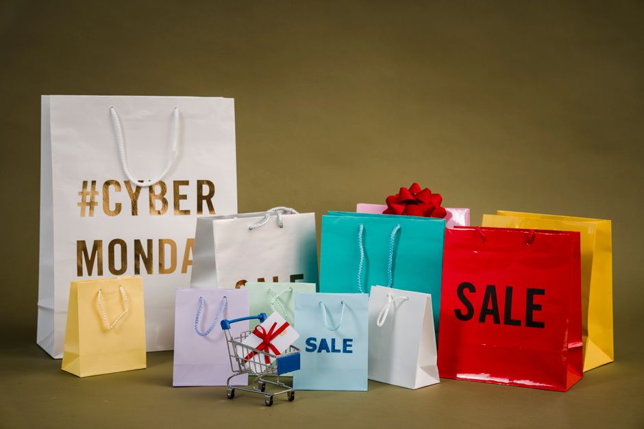 Essential Security Tips for Online Festive Season Shopping