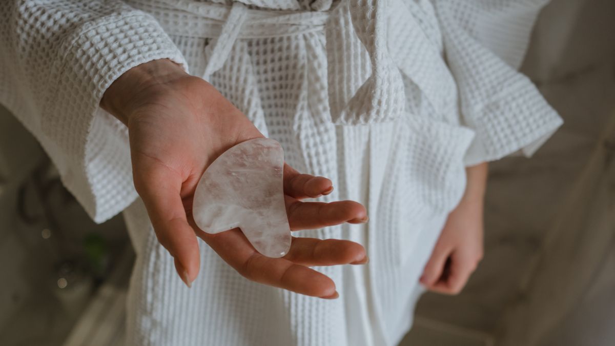 Routine gua sha corps été 2026 - illustration