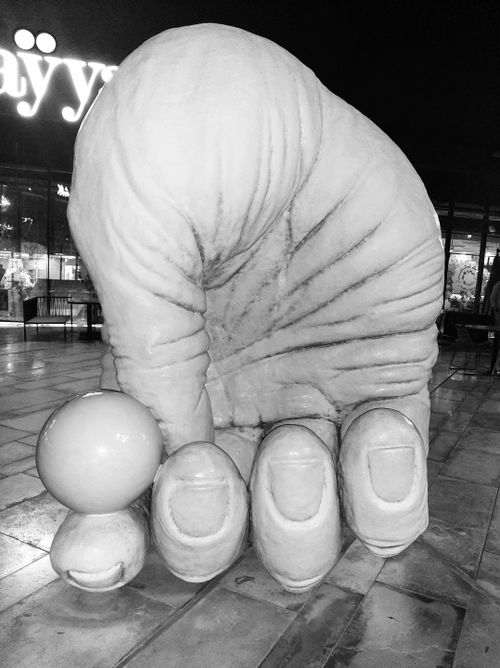 Free stock photo of fingers, hand statue, park Stock Photo