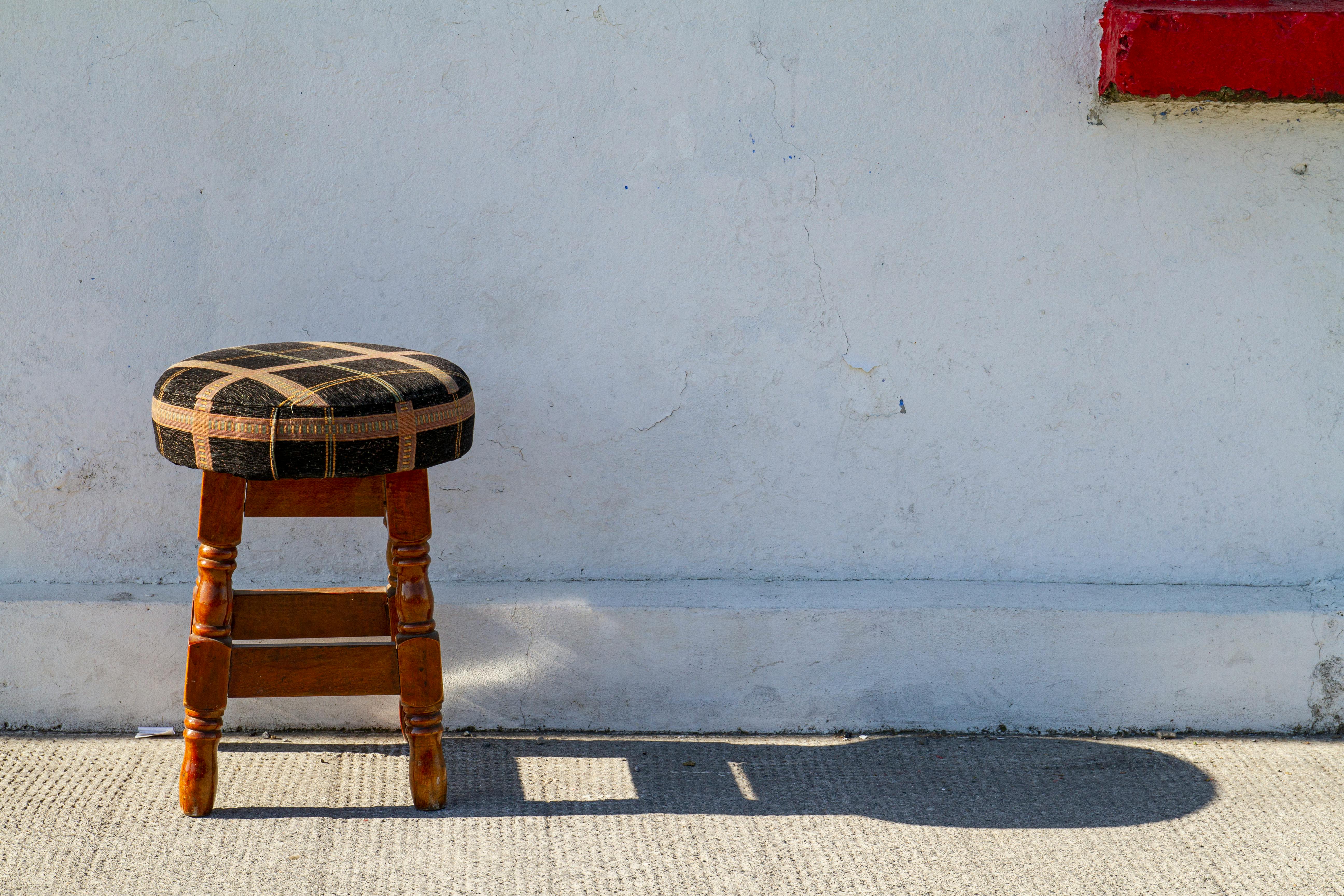 Siege pivotant et tabouret de baignoire : guide 2026