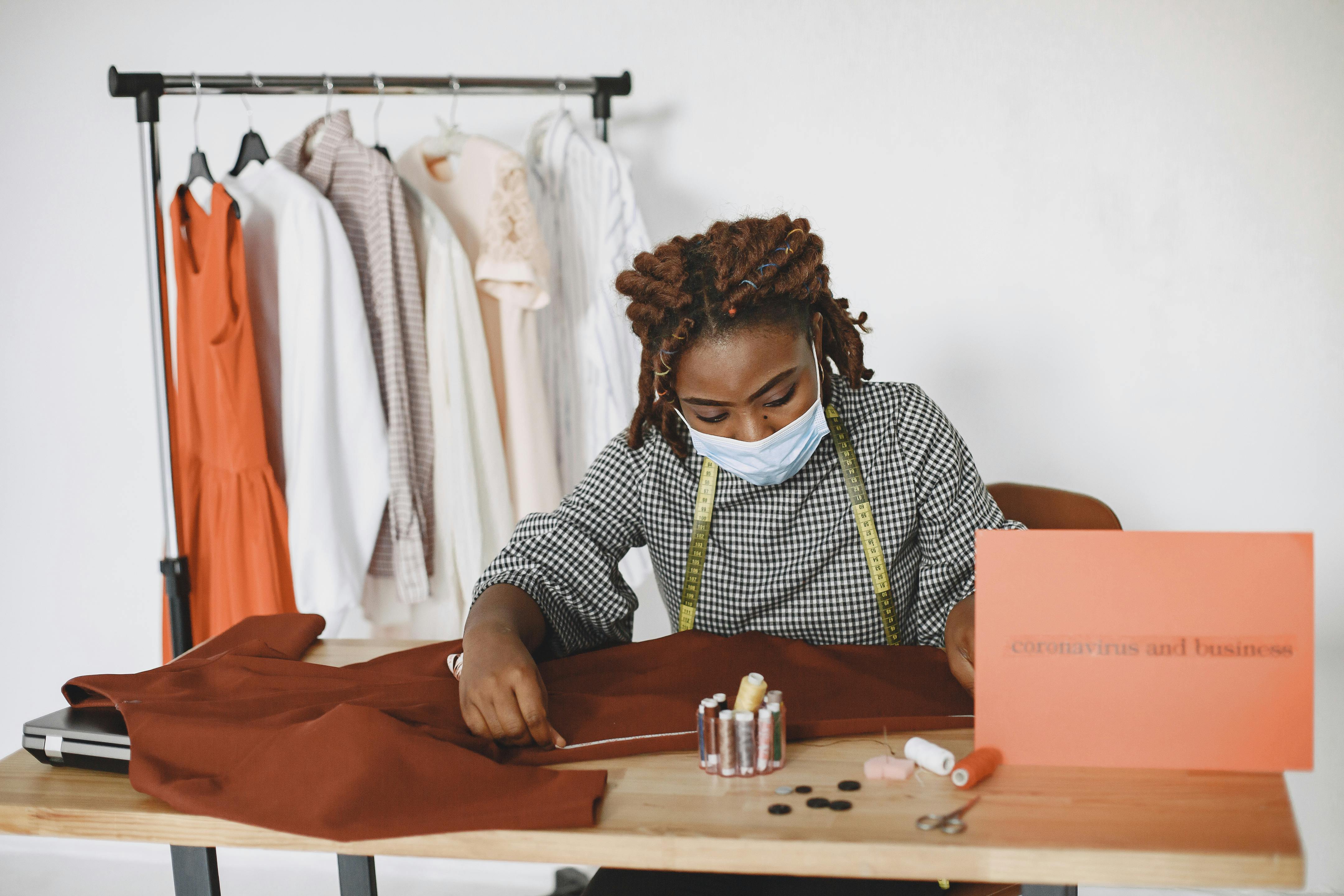 7 Creative Side Hustle Business Ideas for Gen-Z — Photo by Gustavo Fring on Pexels