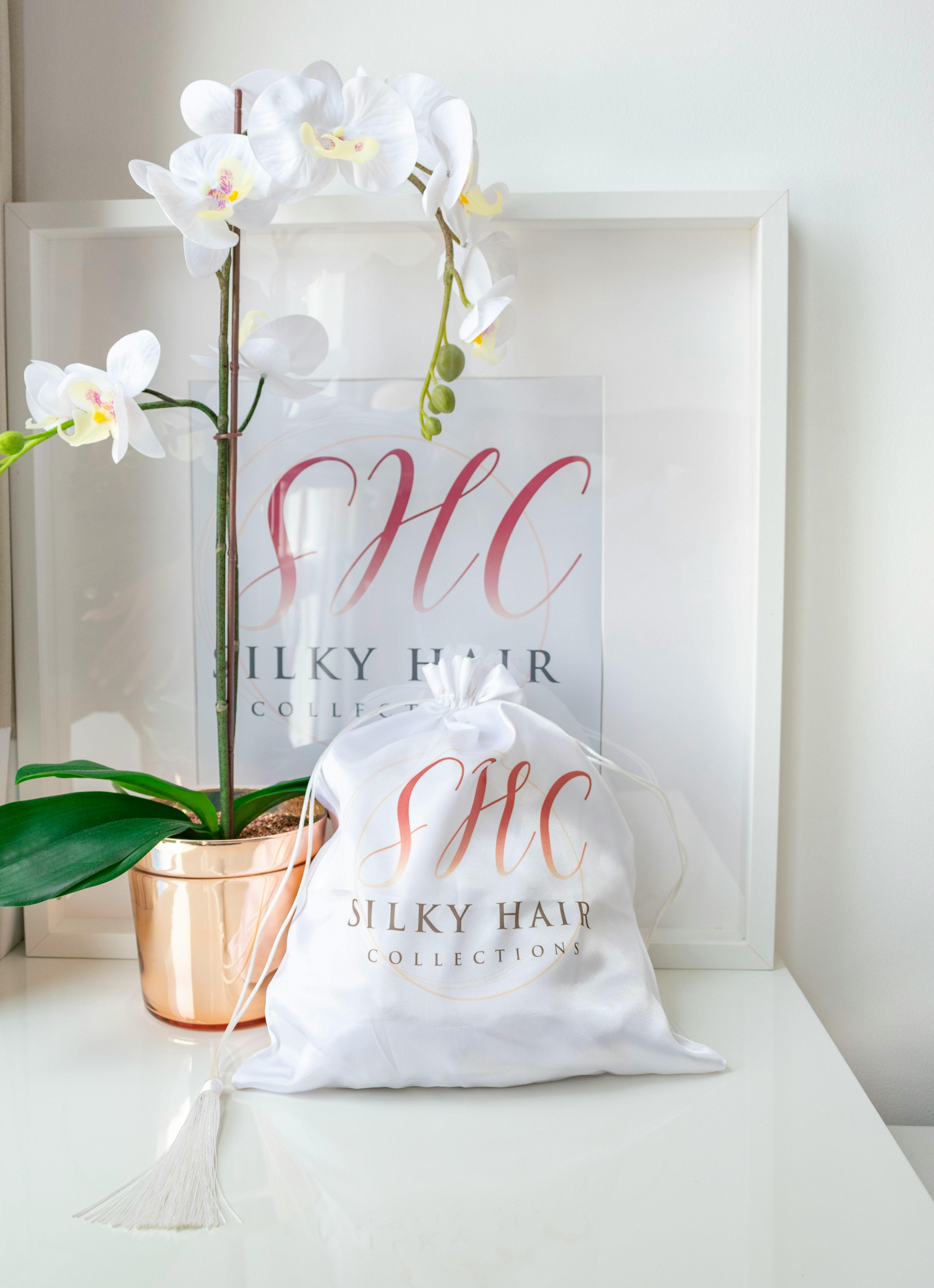 White Picture Frame on White Wall · Free Stock Photo