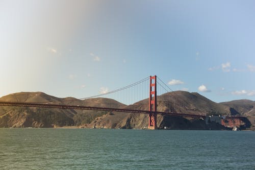 Fotobanka s bezplatnými fotkami na tému Golden Gate Bridge, hory, krajina pri mori