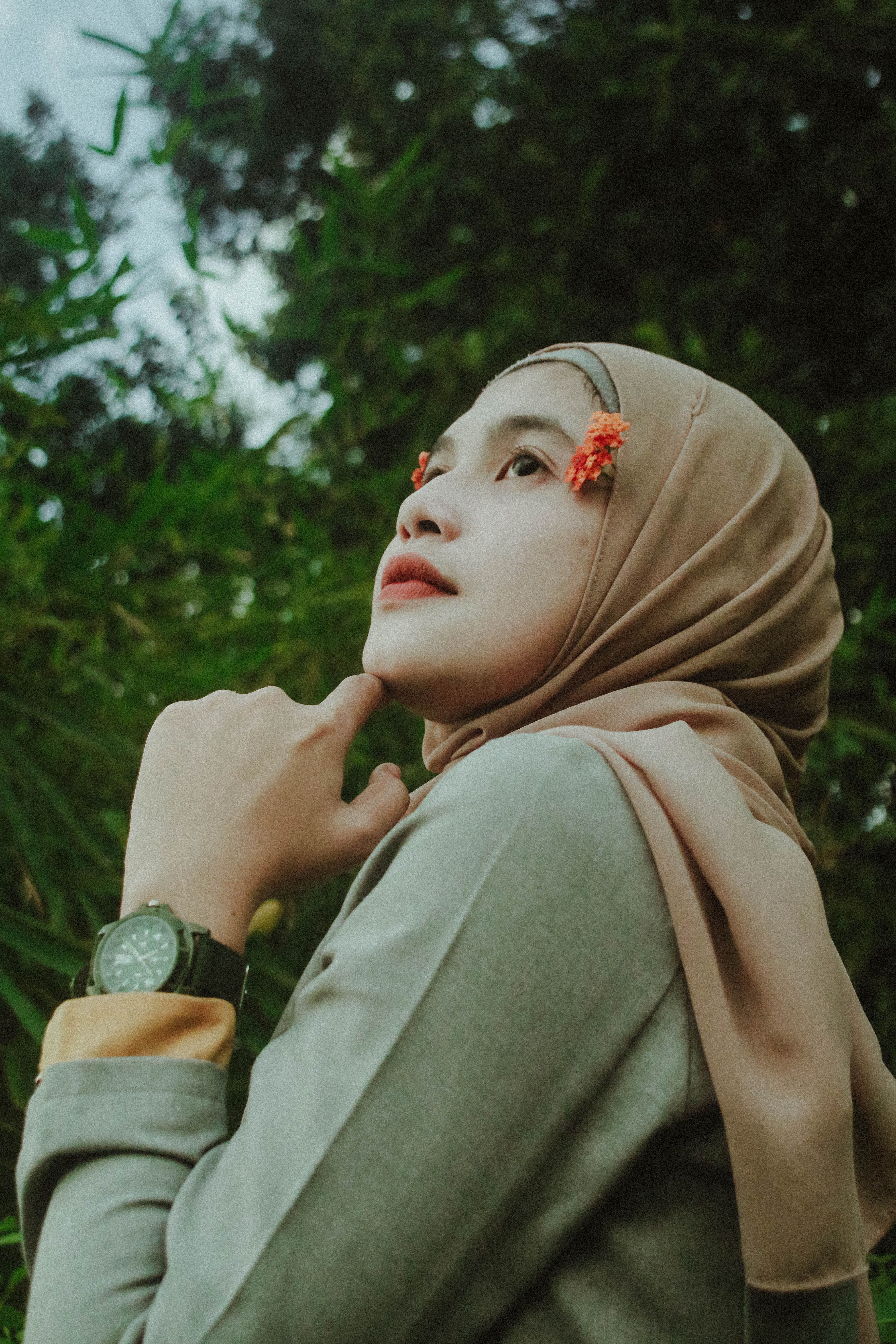 Close-Up Shot of a Woman in Brown Hijab · Free Stock Photo