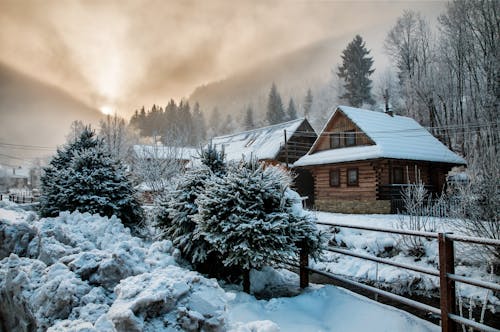 ฟรี คลังภาพถ่ายฟรี ของ บ้าน, พระอาทิตย์ขึ้น, มีหิมะปกคลุม คลังภาพถ่าย