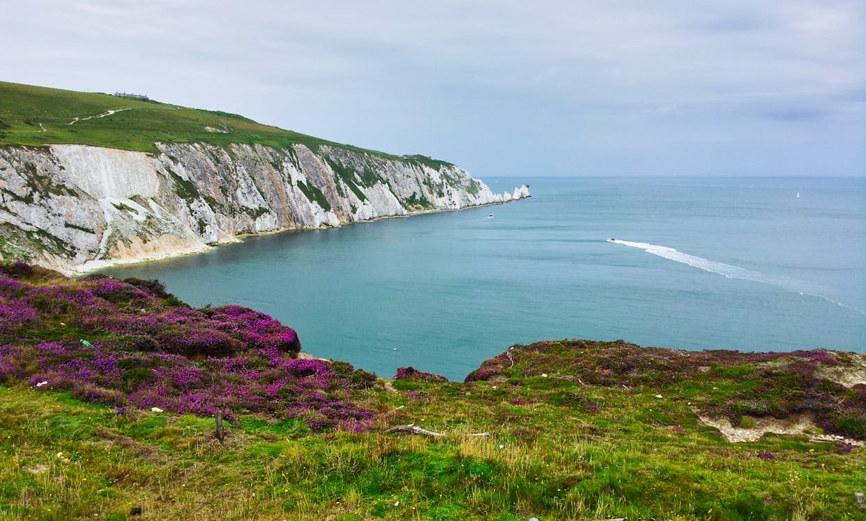 Free A Picturesque View of the Needles Stock Photo