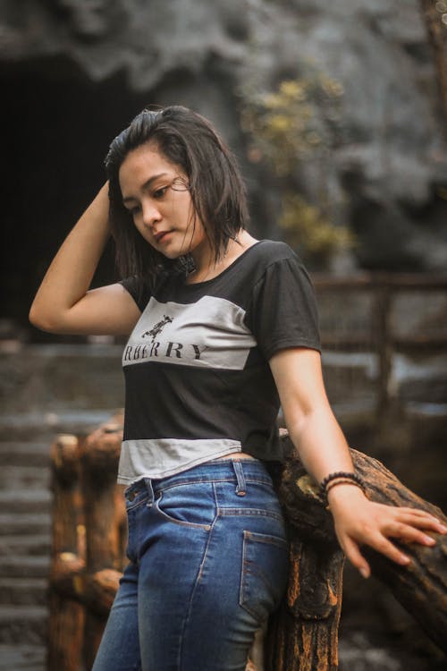 アジア人, ジーンズ, シャツの無料の写真素材