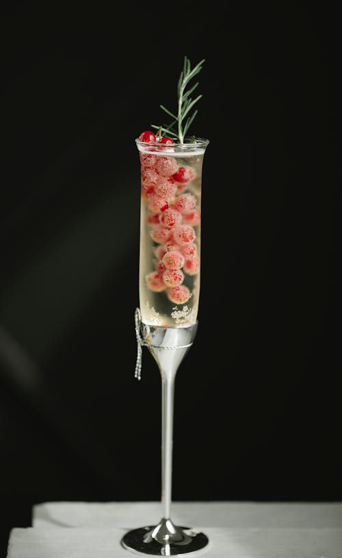 бесплатная Стакан напитка с ягодами Стоковое фото