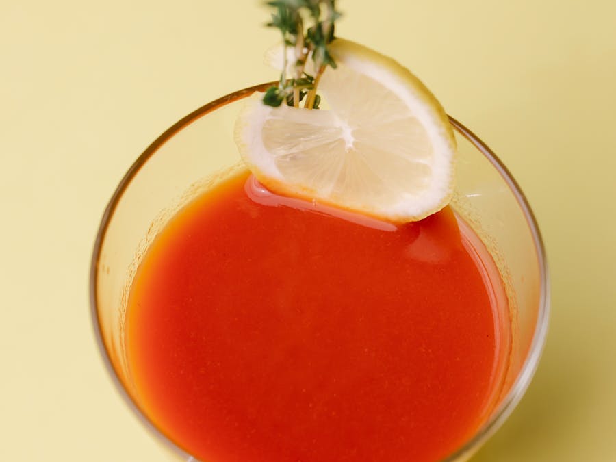 Which is better V8 juice or tomato juice?