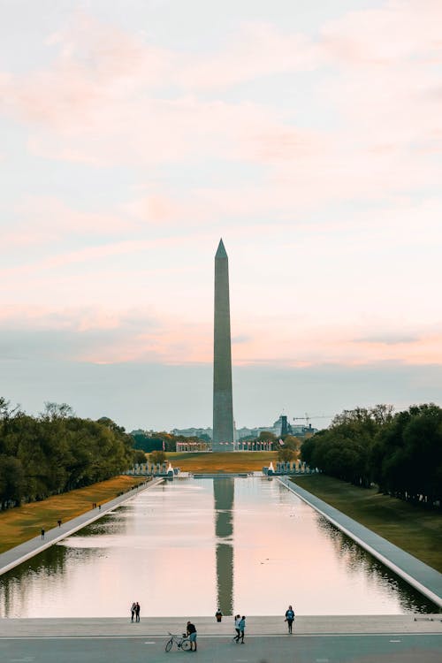 People at the Washington Monument