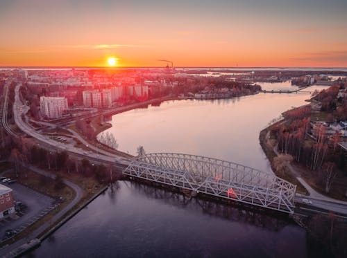 Бесплатное стоковое фото с архитектура, вода, город