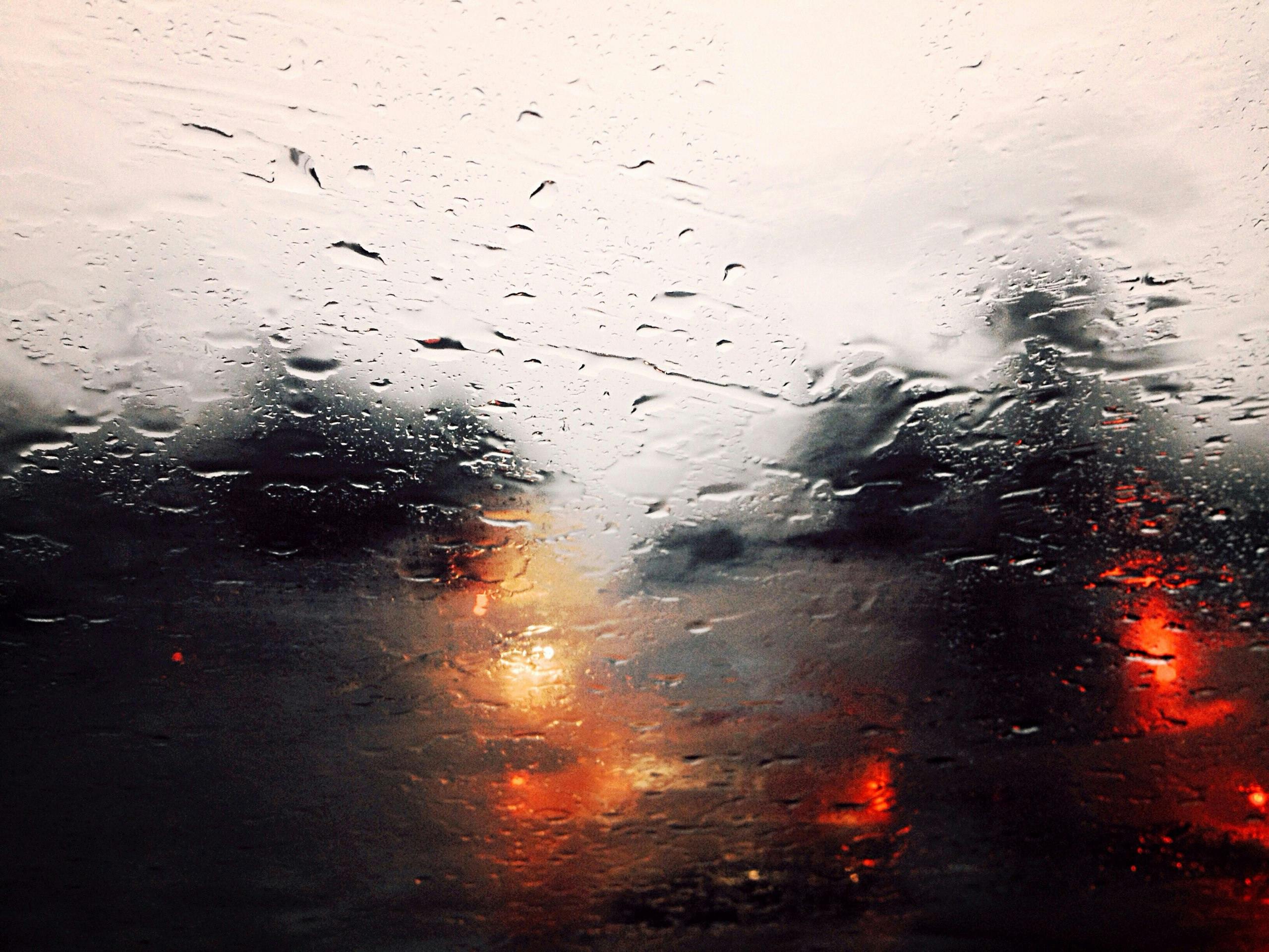 Kostenloses Foto zum Thema auto licht regen 
